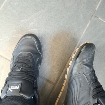 Aldığım Ayakkabılar Sürekli Sorunlu, Değişim Talebime Cevap Verilmiyor