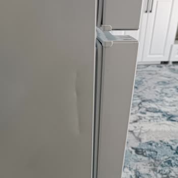 Profilo Satın Aldığım Hasarlı Buzdolabının Değişimi İçin Kimse Sorumluluk Almıyor