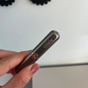 Kalıcılığı Yetersiz Ruj Ve Yanıltıcı Bilgilendirme