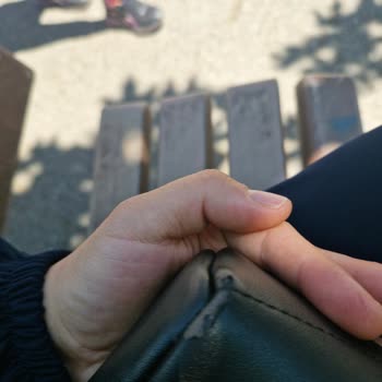 Aldığım Calvin Klein Çantada Tekrar Tekrar Soyulma Sorunu Yaşadım