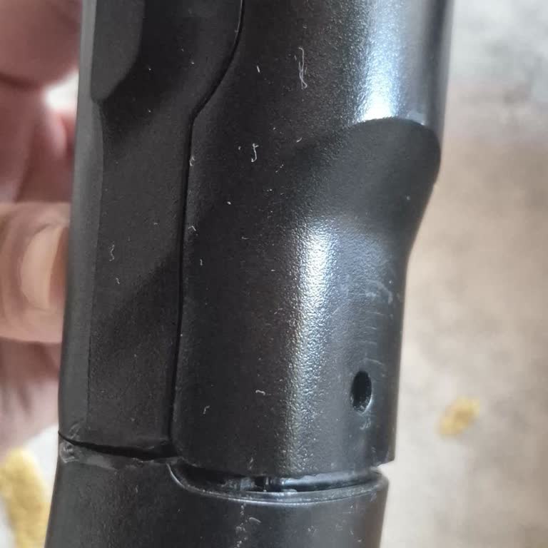 Philips Şarjlı Süpürge Kendi Kendine Kırıldı, Garanti Dışında Kaldı