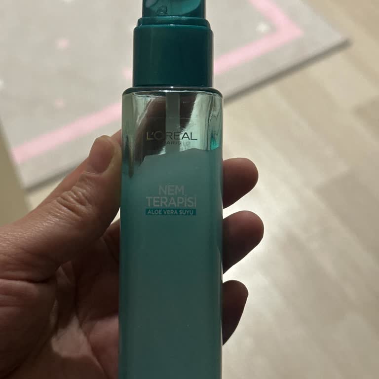 L'Oréal Paris Aloe Vera Moisture Cream Caused Breakouts and Rash on My Face