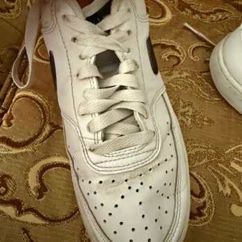 Nike Air Force Ayakkabı Kısa Sürede Yıprandı, Kullanıcı Hatası Denilerek Sorun Çözümsüz Bırakıldı