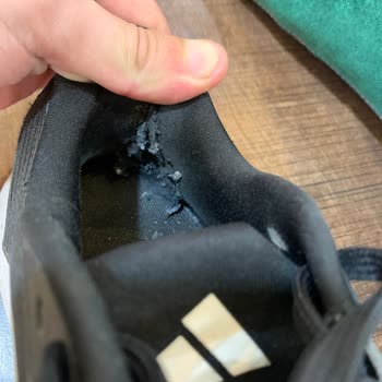 Kısa Sürede Deforme Olan Ayakkabı İçin İade Ve Değişim Talebim Reddedildi