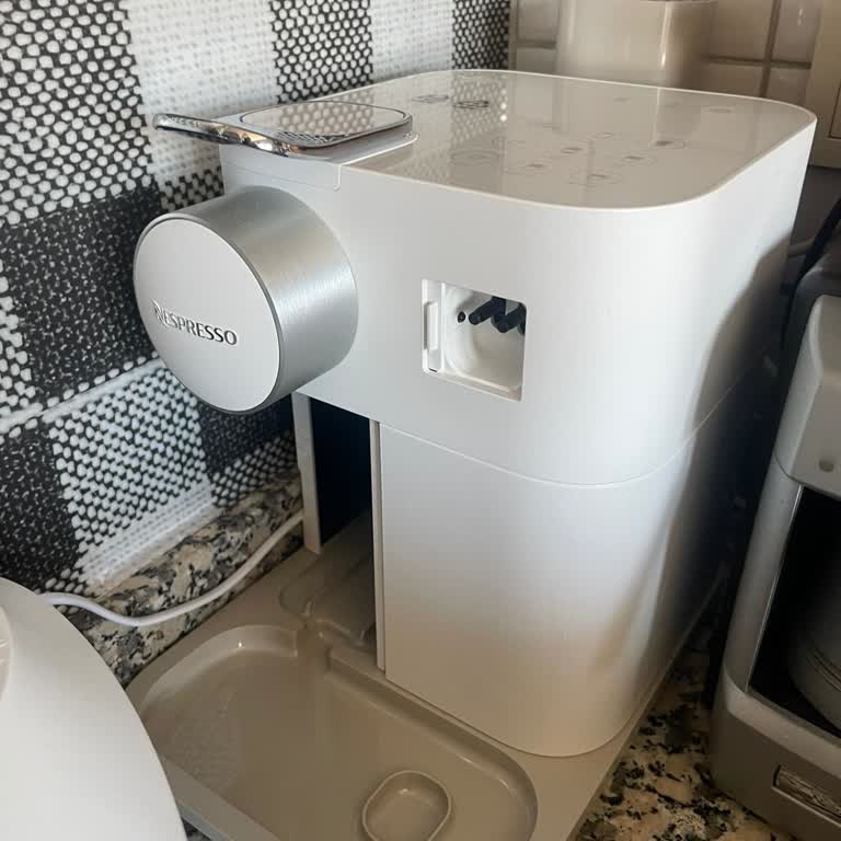 Kahve Makinesi Sıcak Kahve Hazırlamıyor, Keyfim Yarım Kalıyor