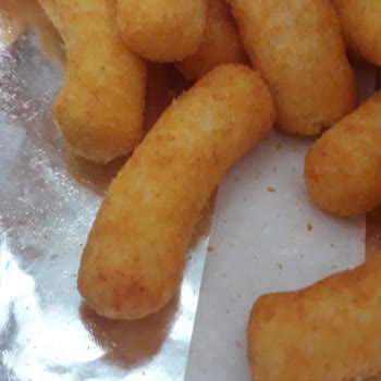 Çerezza Ketçaplı Cipsin İçinden Kıl Çıkması Şok Etti