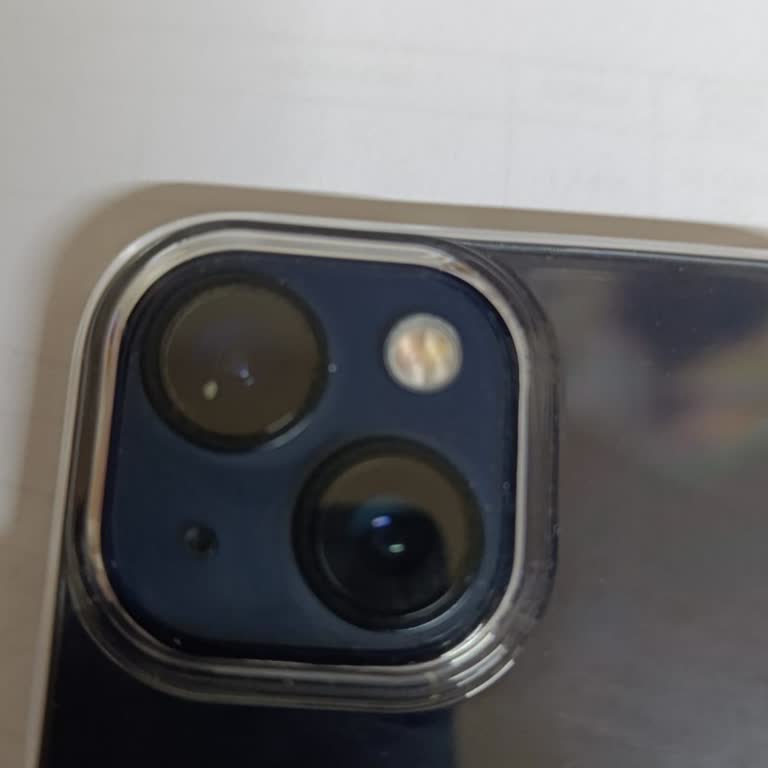 Sıfır İphone 13'te Kamera İçinde Yabancı Madde, Değişim Talebim Reddedildi
