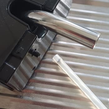 Servis Sonrası Hasarlı Ürün Ve Yetersiz Çözüm Nedeniyle Mağduriyet