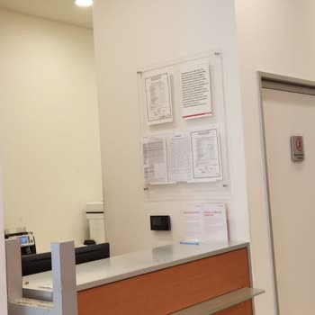 Akbank Küçükbakkalköy Şubesi'nde Yetersiz Gişe Hizmeti Ve Uzun Bekleme Süresi