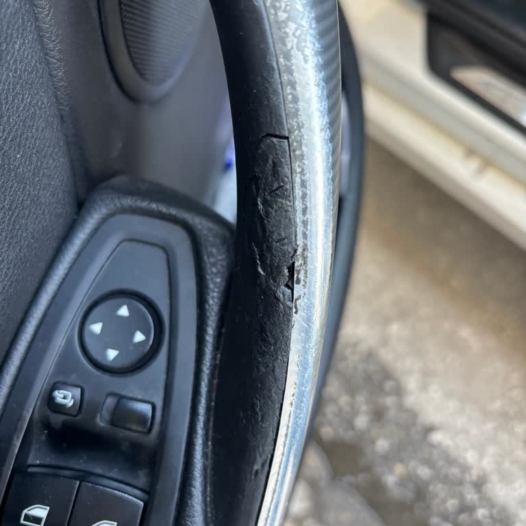 BMW Aracımda Kronik Yan Kol Erimesi Sorunu