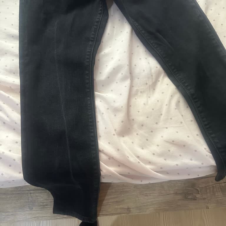 Satın Aldığım Kot Pantolonun Renk Solması Ve Müşteri Hizmetleri Sorunu