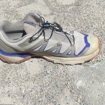 Ayakkabı Bağcıkları Ve Kopçaları Hatalı, Sorumluluk Alınmıyor