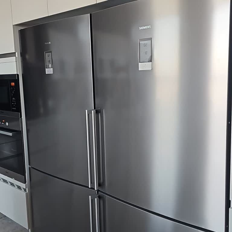 Yan Yana Alınan İki Buzdolabında Belirgin Kapak Renk Farkı Çözülmedi