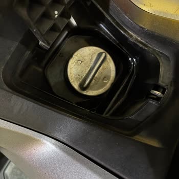 Yakıt Dolumu Sırasında Yaşanan Hatalı İşlem Ve İlgisiz Müşteri Hizmeti