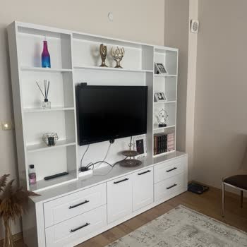 Aldığım Tüm Mobilyalar Sorunlu Çıktı, Mağdur Ediliyorum