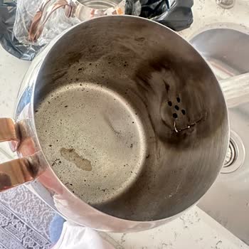 Kısa Sürede Su Sızdıran Çaydanlık Hayal Kırıklığı Yarattı