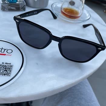 Yanlış Renkli Gözlük Camı Ve İlgisiz Hizmet Deneyimi