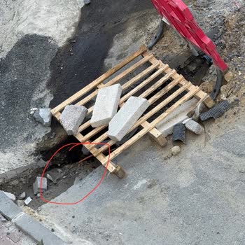 İnternet Kablosu Kazı Sonrası Koptu Çözüm Gecikiyor