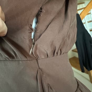 Yırtık Gelen Ürün İçin Suçlayıcı Ve Çözümden Uzak Müşteri Hizmeti