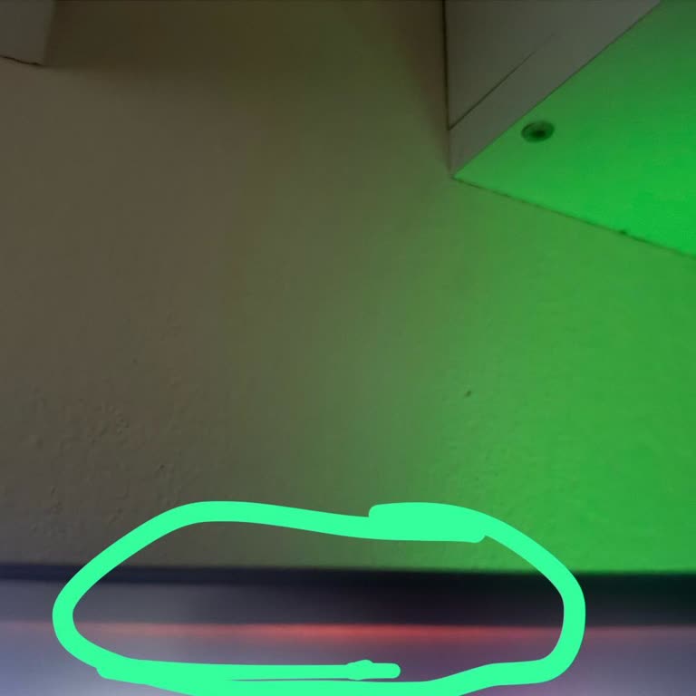 Monster Monitör LCD Arızası İçin Yüksek Onarım Ücreti Ve Çözüm Eksikliği