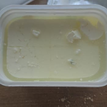 Son Kullanma Tarihi Geçmemiş Peynir Küflü Çıktı