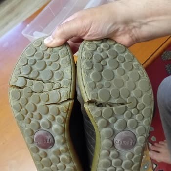 Camper Ayakkabının Tabanı Kısa Sürede İkiye Bölündü, Destek Alamadım