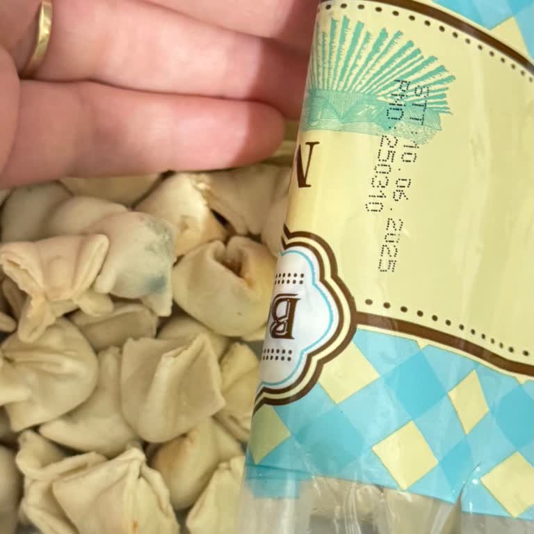 Tarihi Geçmemiş Mantı Küflü Çıktı