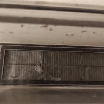 @robotsupurgeservisiniz Su Haznesi Çatlamış Şekilde Geldi