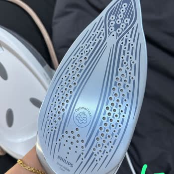 Yeni Alınan Philips Kazanlı Ütünün Tabanında Hızla Oluşan Çizikler