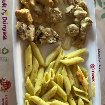 Tavuk Dünyası Antares Şubesinde Geciken Siparişler Ve Hijyen Sorunu