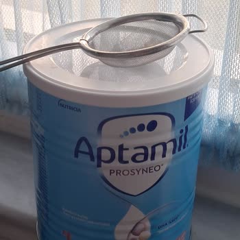 Bebek Mamasında Böcek Çıkması Endişesi