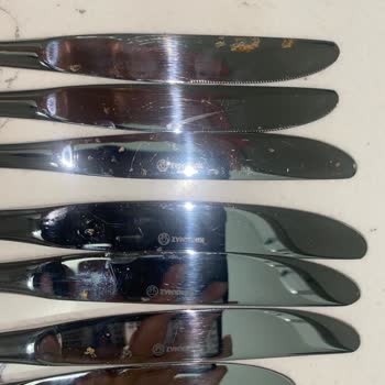 Kısa Sürede Paslanan Korkmaz Çatal Bıçak Seti Sağlığımızı Tehlikeye Atıyor