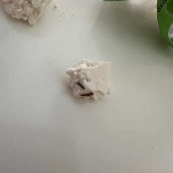 Tahsildaroğlu Lor Peynirinde Yabancı Cisim Çıkması Ve Kontrol Eksikliği