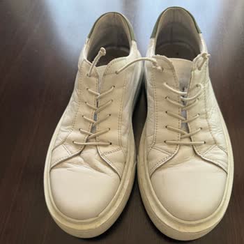 Ayakkabı Tabanında Kısa Sürede Oluşan Hasar ve Müşteri Hizmeti Deneyimi