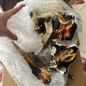 Hızlı Kargo İçin Ekstra Ücret Ödedim, Ürün Kırık Ve Özensiz Geldi