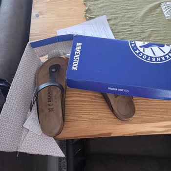 İnternetten Alınan Siparişlerde Yırtık Kutu Sorunu Ve Mağaza İle Farklı Muamele