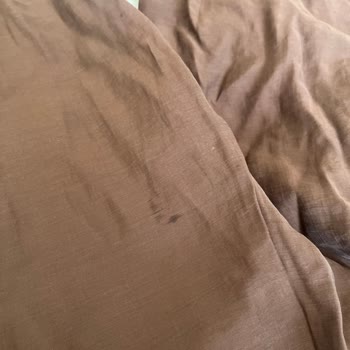 Yeni Alınan Pantolonda Leke Sorunu Ve Kullanılamaz Durum