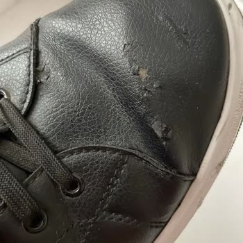 Armani Exchange Ayakkabının Derisi Soyuldu Boyner Ve Marka İlgisiz Kaldı