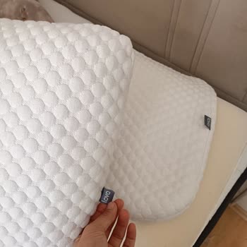 Lova Yatak'tan Aldığım Yastıklar Farklı Çıktı Ve Teslimat Gecikti