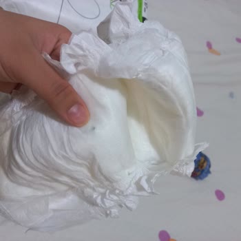Sleepy Bebek Bezinde Mavi Sert Cisim Şoku