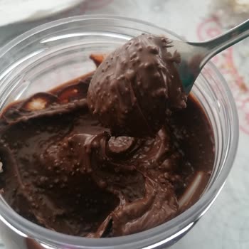 Ülker Çikolata Fındık Rüyasında Beyaz Kabarcıklar Ve Bozulma Sorunu