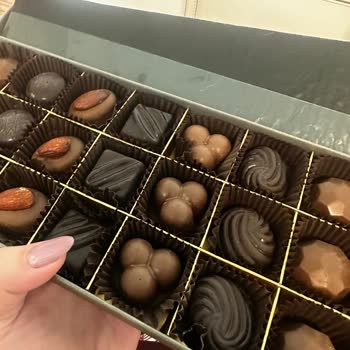 Kahve Dünyası'ndan Aldığım Çikolatada Saç ve Kalitesiz Ürün Sorunu