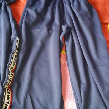 Hiç Giyilmemiş Ürün Nasıl Kullanılmış Ve Lekeli Sayıldı