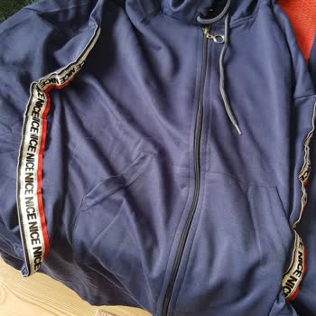 Hiç Giyilmemiş Ürün Nasıl Kullanılmış Ve Lekeli Sayıldı