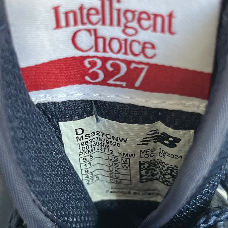 New Balance 327 Model Ayakkabıda Kullanılan Malzeme Hakkında Bilgi Eksikliği