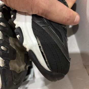 Aldığım Skechers Ayakkabı Kısa Sürede Açıldı Firma Sorumluluk Almadı