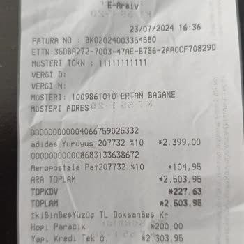 Adidas Ayakkabıda Erken Sararma Ve Müşteri Hizmetlerinde Hayal Kırıklığı