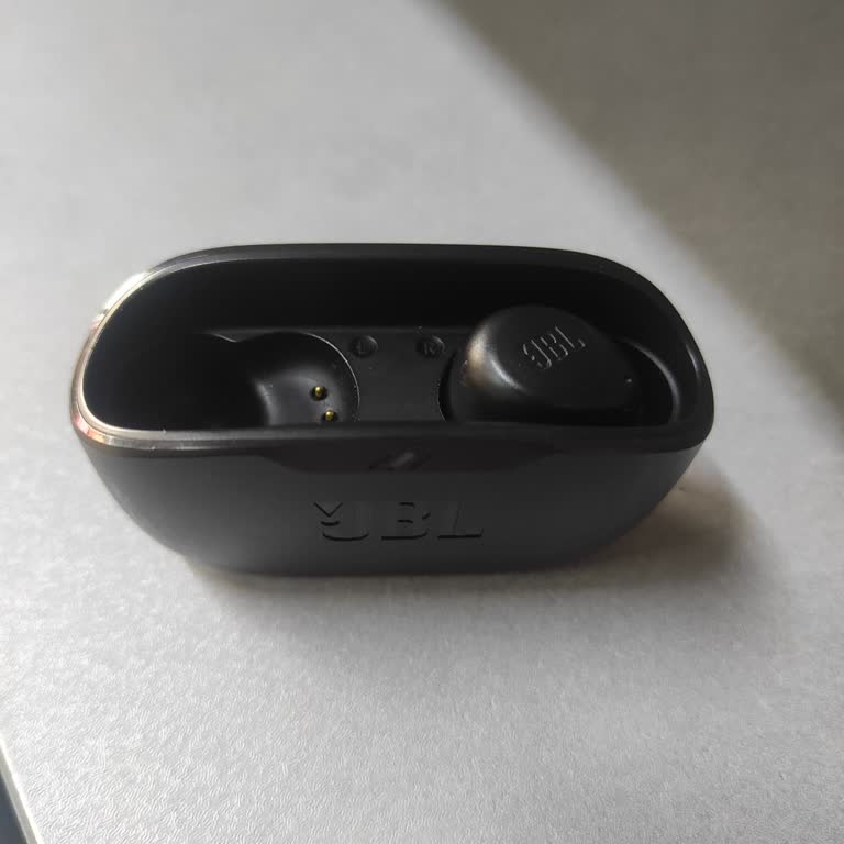 Sol Kulaklık Düştü Yedek Parça Bulamıyorum