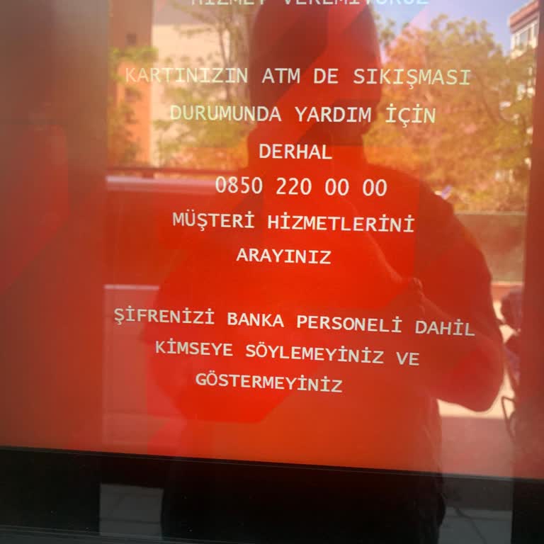 ATM Para Yatırma Sorunu Ve Müşteri Hizmetlerinden Yetersiz Destek