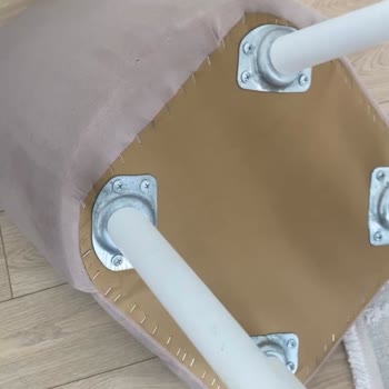 Garanti Kapsamında Kırılan Sandalyeler İçin Destek Alamıyorum